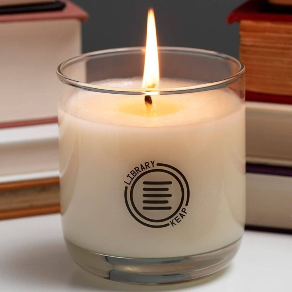 keap coconut was candles that are non-toxic. In reusable jar.