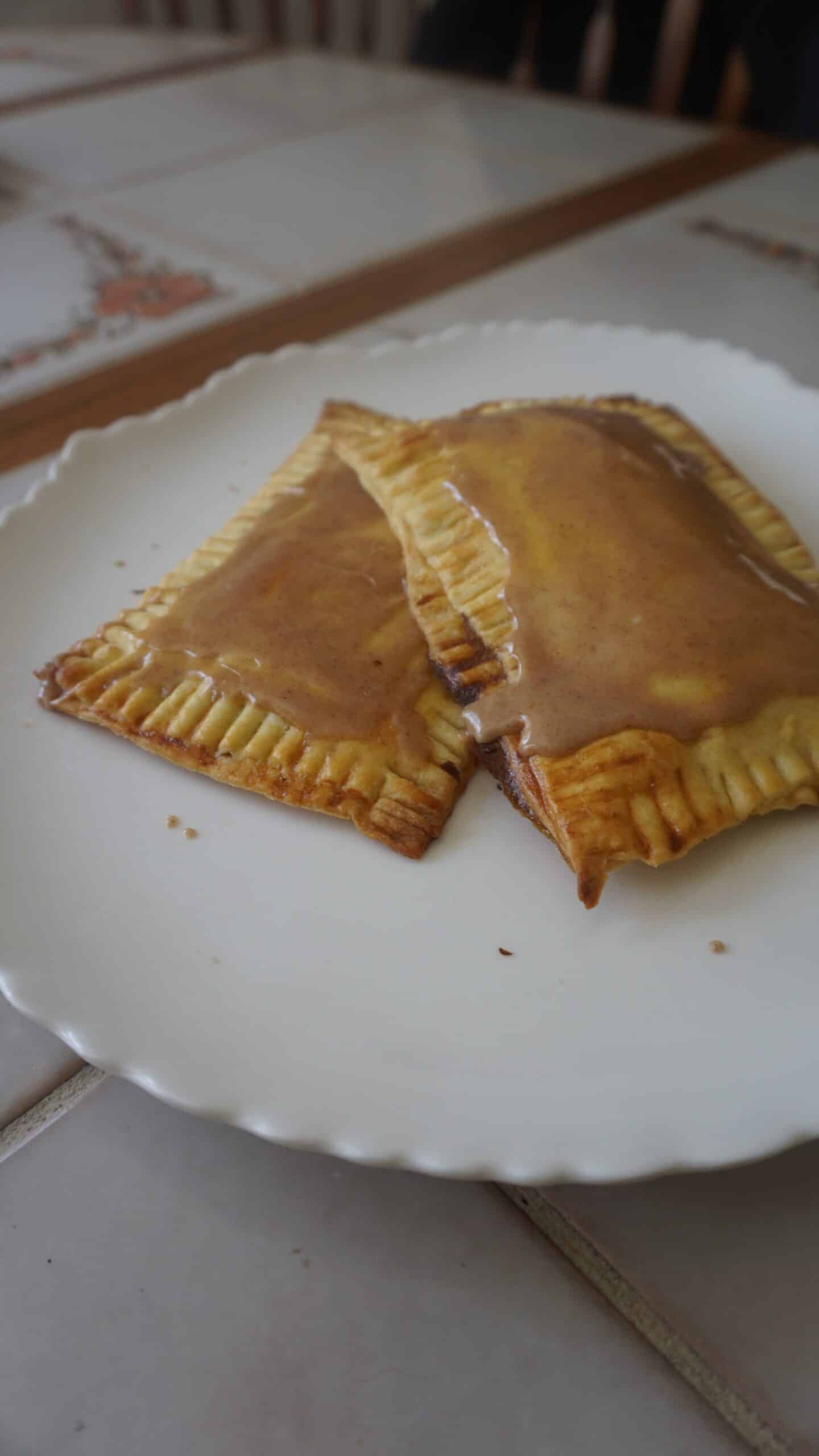 Homemade Toaster Strudel toaster-strudel-icing