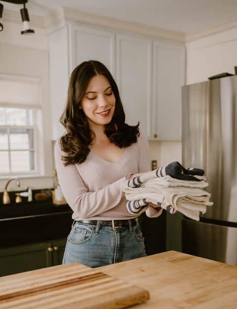 Going Green Beginner's Guide: 10 Ways to Live an Eco-Friendly Lifestyle