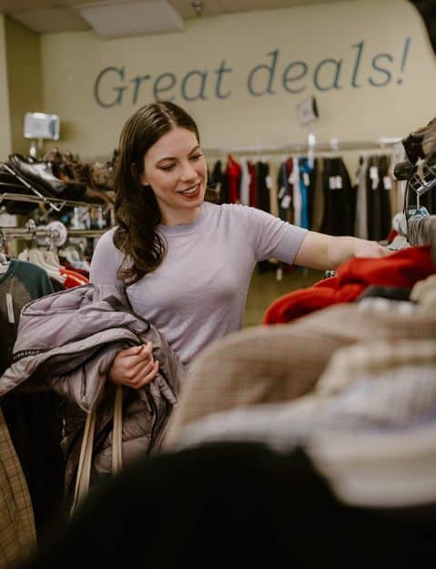 Going Green Beginner's Guide: 10 Ways to Live an Eco-Friendly Lifestyle